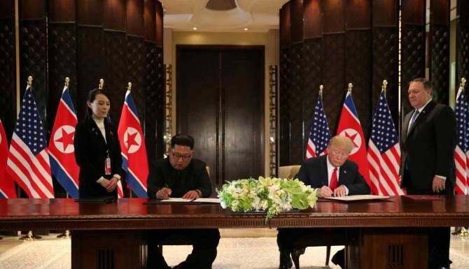 Դոնալդ Թրամփը եւ Կիմ Չեն Ընը պատմական փաստաթուղթ ստորագրեցին՝ հանդիպման արդյունքներով