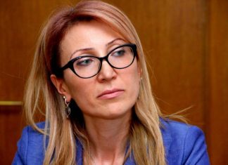 Վարչապետը չի ընդունել Մանե Թանդիլյանի հրաժարականը. Կուտակային համակարգի մասին օրենքը կլրամշակվի