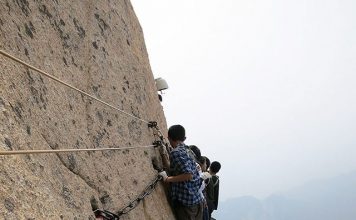 Тропа Смерти на горе Хуашань