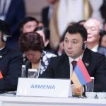 Դուք պետք է ճանաչեք Արցախի ժողովրդի ինքնորոշման իրավունքի ամբողջական իրացումը. Էդուարդ Շարմազանովը՝ Ադրբեջանի խորհրդարանի ղեկավարին