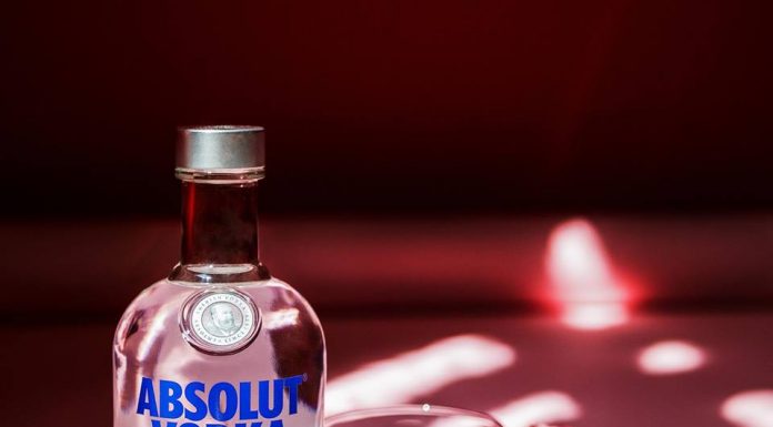 ABSALUT VODKA-ն ներկայացնում է նոր մրգային օղի