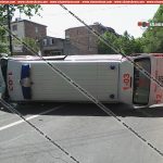 Խոշոր ավտովթար Երևանում. բախվել են Ford Fusion-ն ու շտապօգնության ավտոմեքենան, վերջինը կողաշրջվել է, կան վիրավորներ. ՖՈՏՈՌԵՊՈՐՏԱԺ, ՏԵՍԱՆՅՈՒԹ