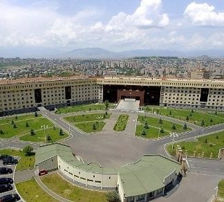 Համացանցում տարածված տեսանյութը մայիսի 17-ին հայ–ադրբեջանական սահմանին տեղի ունեցած միջադեպից է. ՊՆ