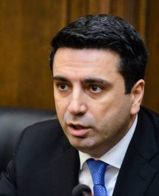 Ալեն Սիմոնյանը խստորեն դատապարտում է ԱԺ նիստերի դահլիճում տեղի ունեցած բռնության դեպքը