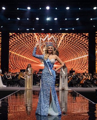 Выбрана новая «Мисс мира» Победительницей международного конкурса красоты «Мисс мира-2021» стала Каролина Белявска.