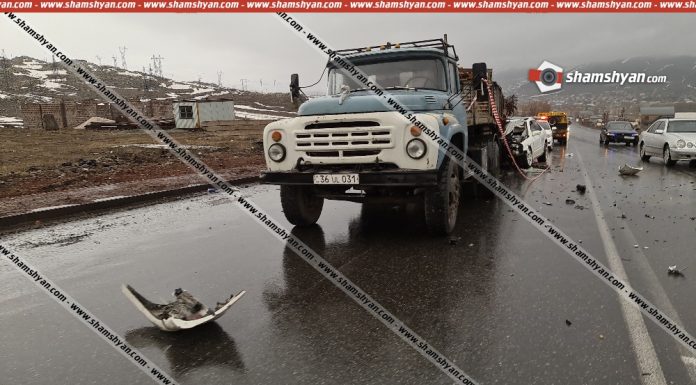 Երեկ Ապարանում ЗИЛ-ի հետնամասի մեջ մխրճված Mercedes-ից դուրս բերված 26-ամյա վիրավորներից մեկը հիվանդանոցում մահացել է․ ՖՈՏՈՌԵՊՈՐՏԱԺ.ՏԵՍԱՆՅՈՒԹ
