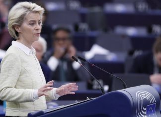 Russia-Ukraine war: EU plans Russian oil ban and war crimes sanctions