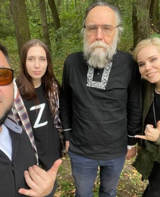 Դիվերսիոն պատերազմնե՞ր. թե՞ բարդ այսբերգային բախումներ ռուսական վերնախավի հիմքերում