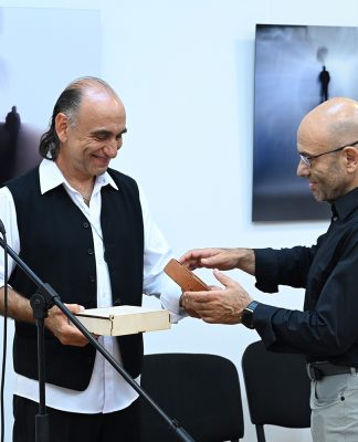 «Նարեկացի» արվեստի միությունում տեղի ունեցավ ՆԱՄ հիմնադիր Նարեկ Հարությունյանի «Ֆոտոաուրա» լուսանկարչական ալբոմ-գրքի շնորհանդեսը