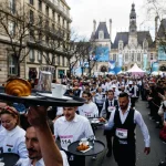 Hurry up and wait: Servers speed-walk through Paris, reviving a century-old race